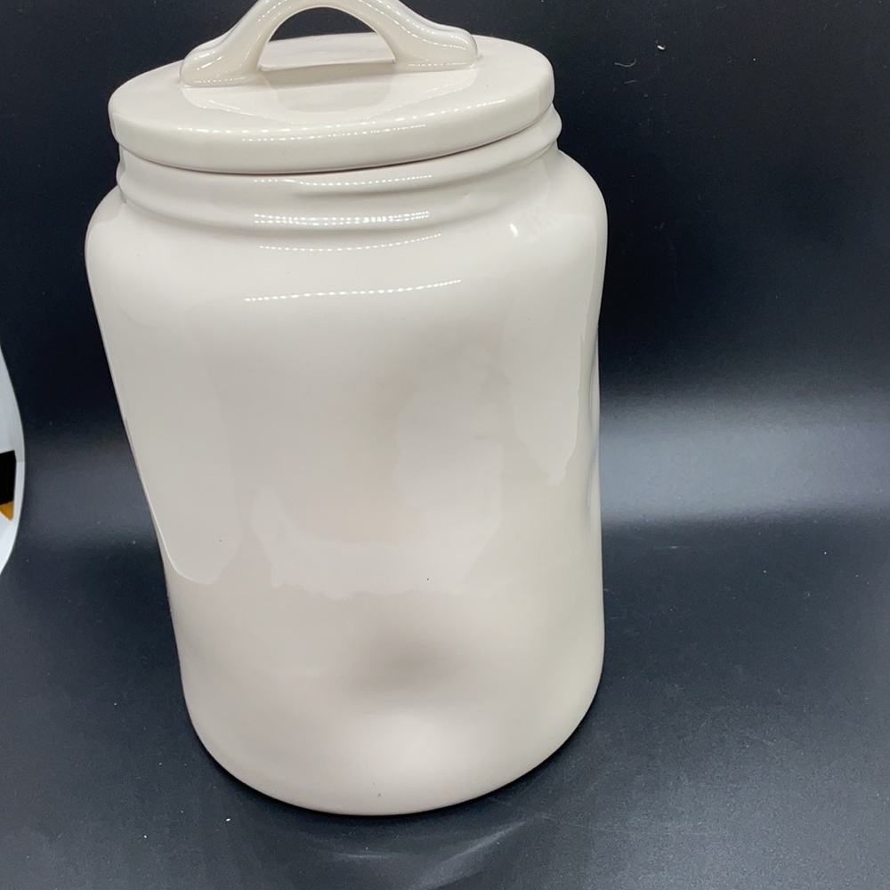 Rae Dunn Brand New Canister SANTA - Picture 3 of 7